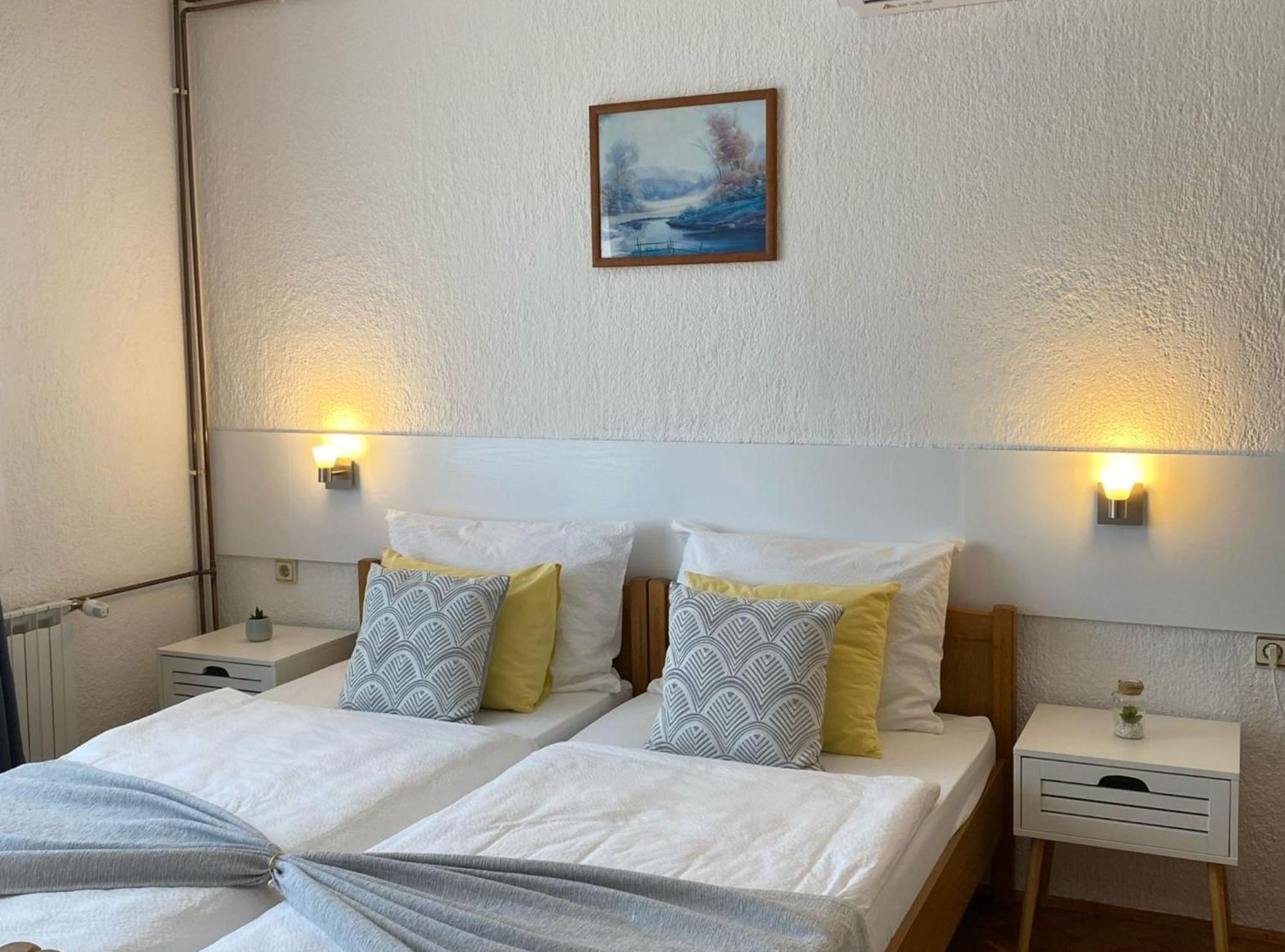 M&N Zafran Hotel Grabovac  Eksteriør billede