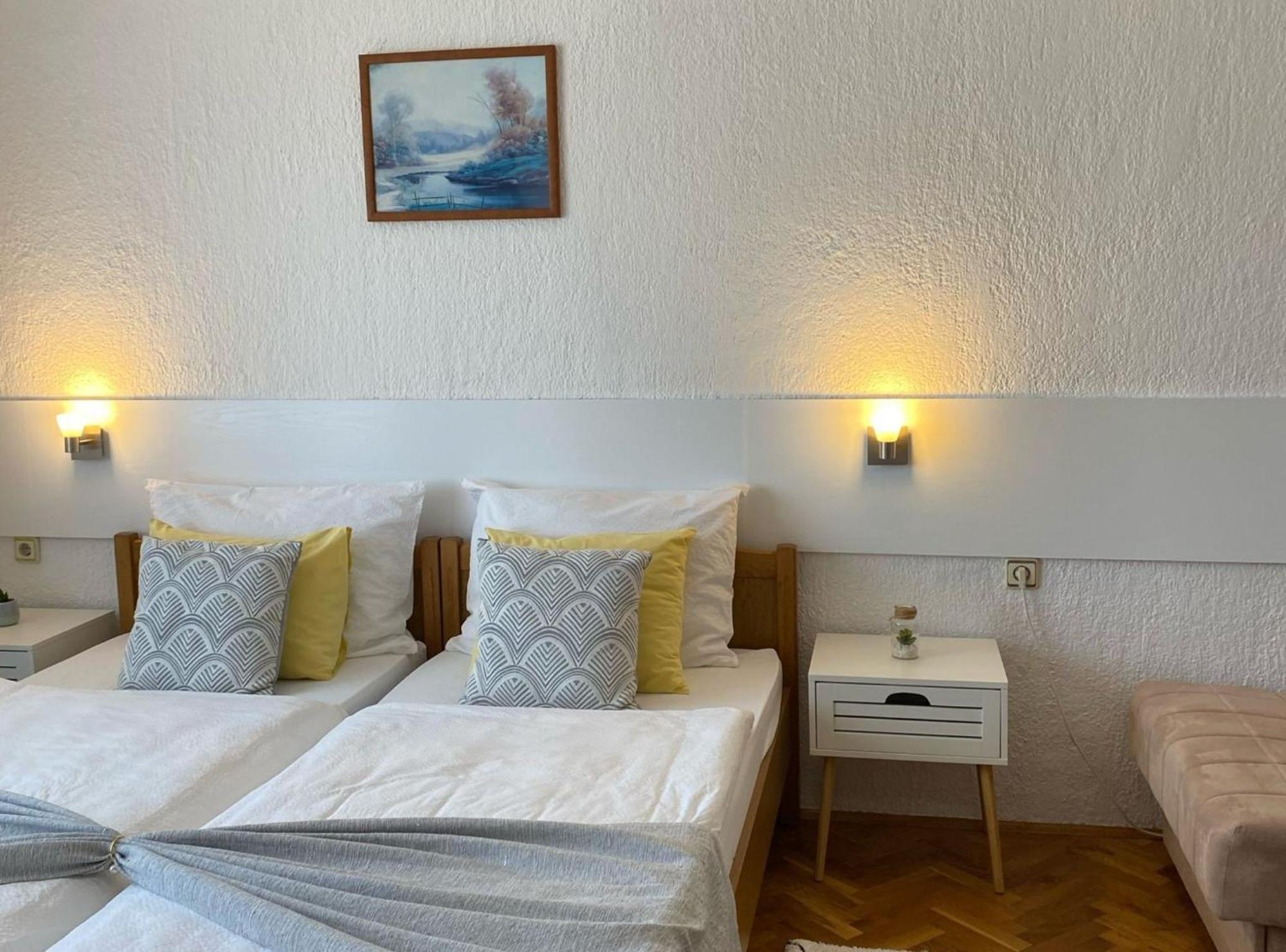 M&N Zafran Hotel Grabovac  Eksteriør billede