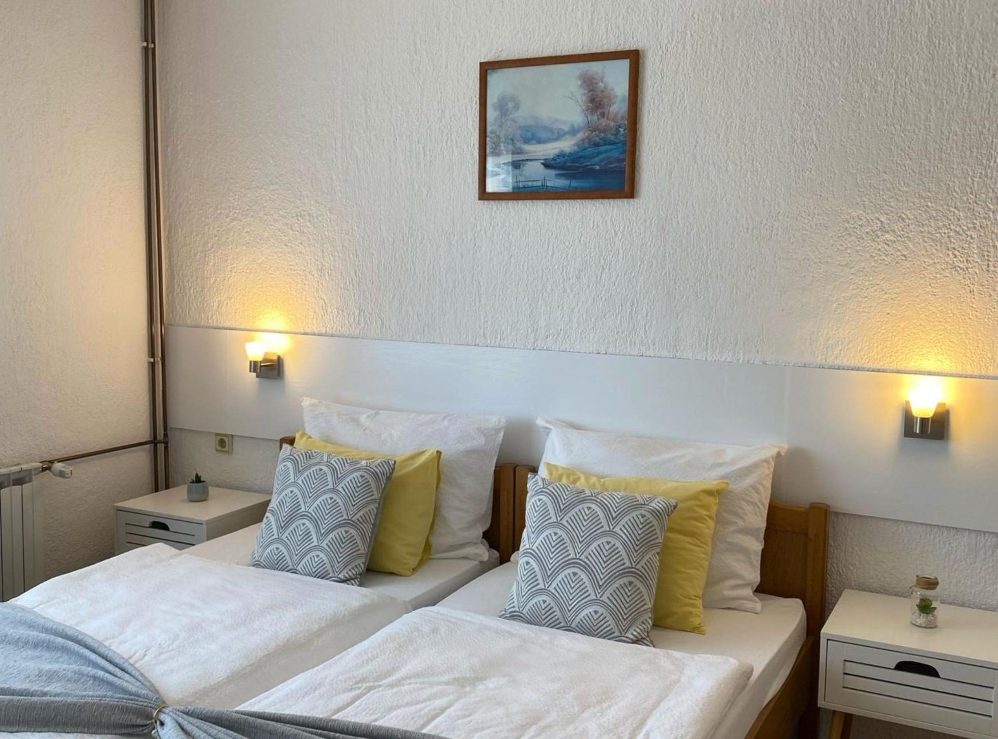 M&N Zafran Hotel Grabovac  Eksteriør billede